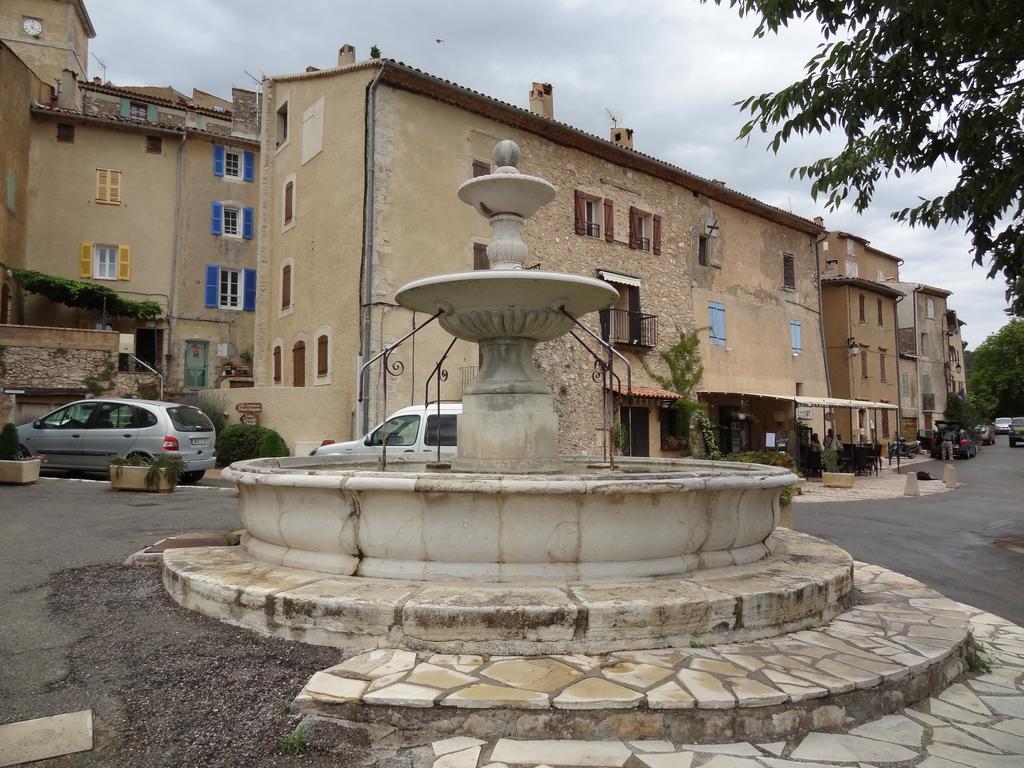 Villa Les Bastides De L'Auviduery Moissac-Bellevue Exterior foto